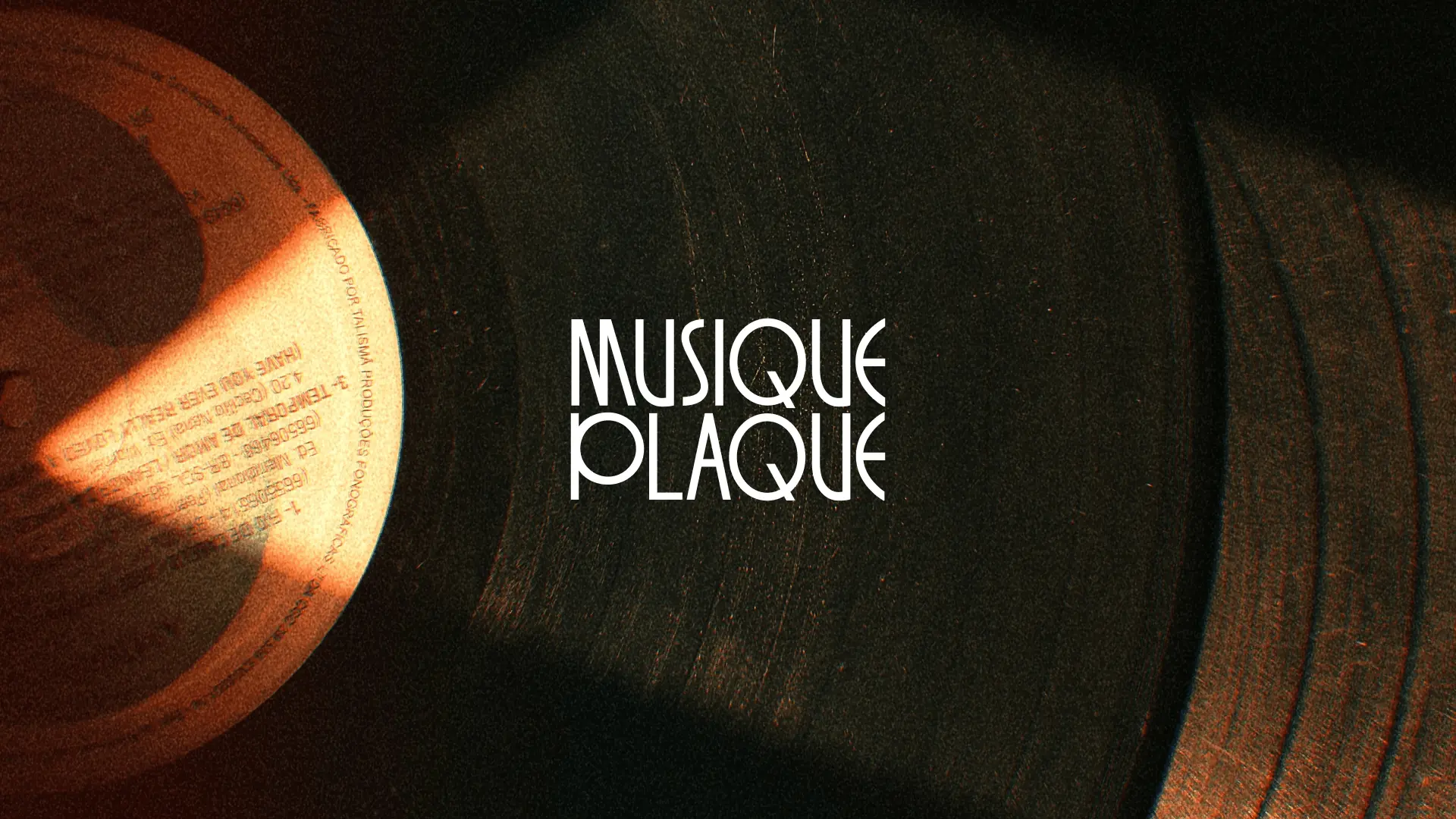 Musique Plaque title over a close-up vinyl record